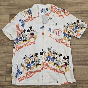 Disney Parks Walt Disney World Vault Collection Button Up Shirt Medium